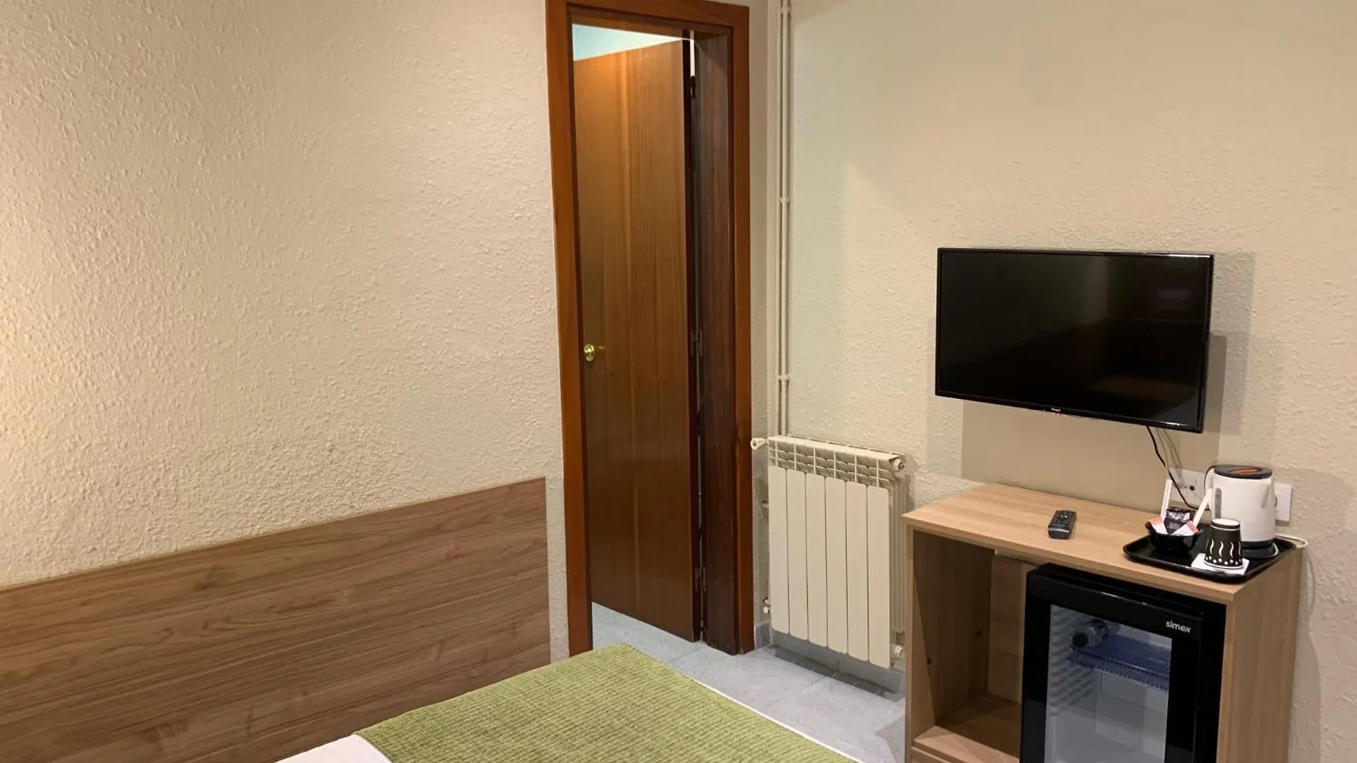 Pension Iznajar Barcelona 2*,  Španělsko
