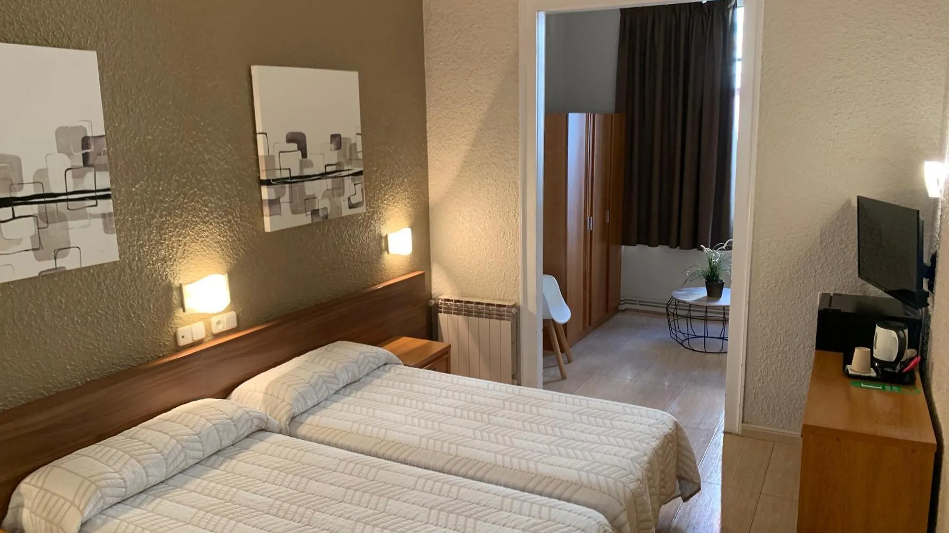 Pension Iznajar Barcelona