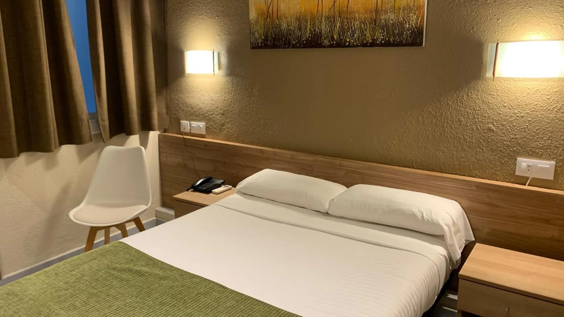 Pension Iznajar Barcelona