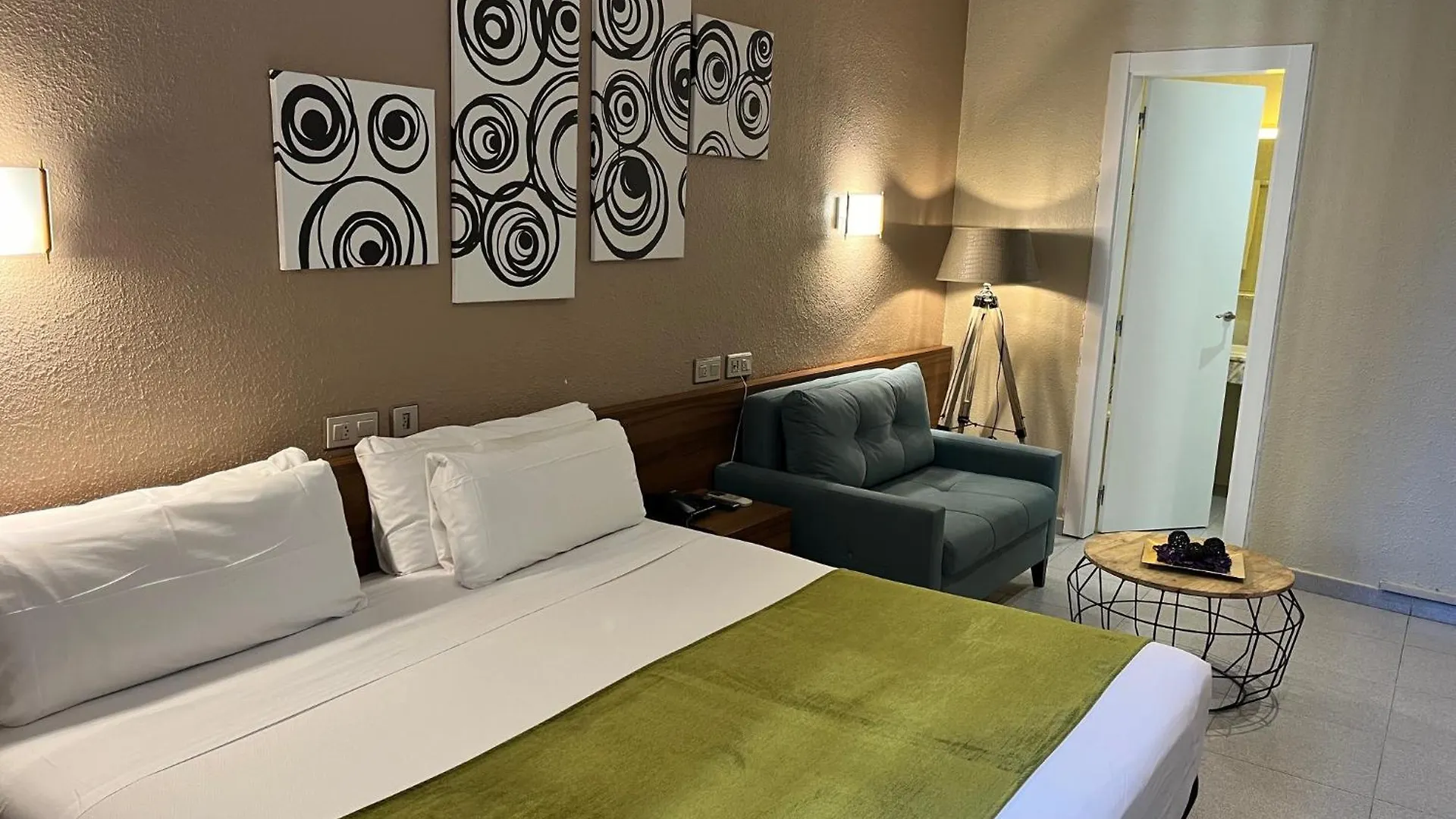 Pension Iznajar Barcelona