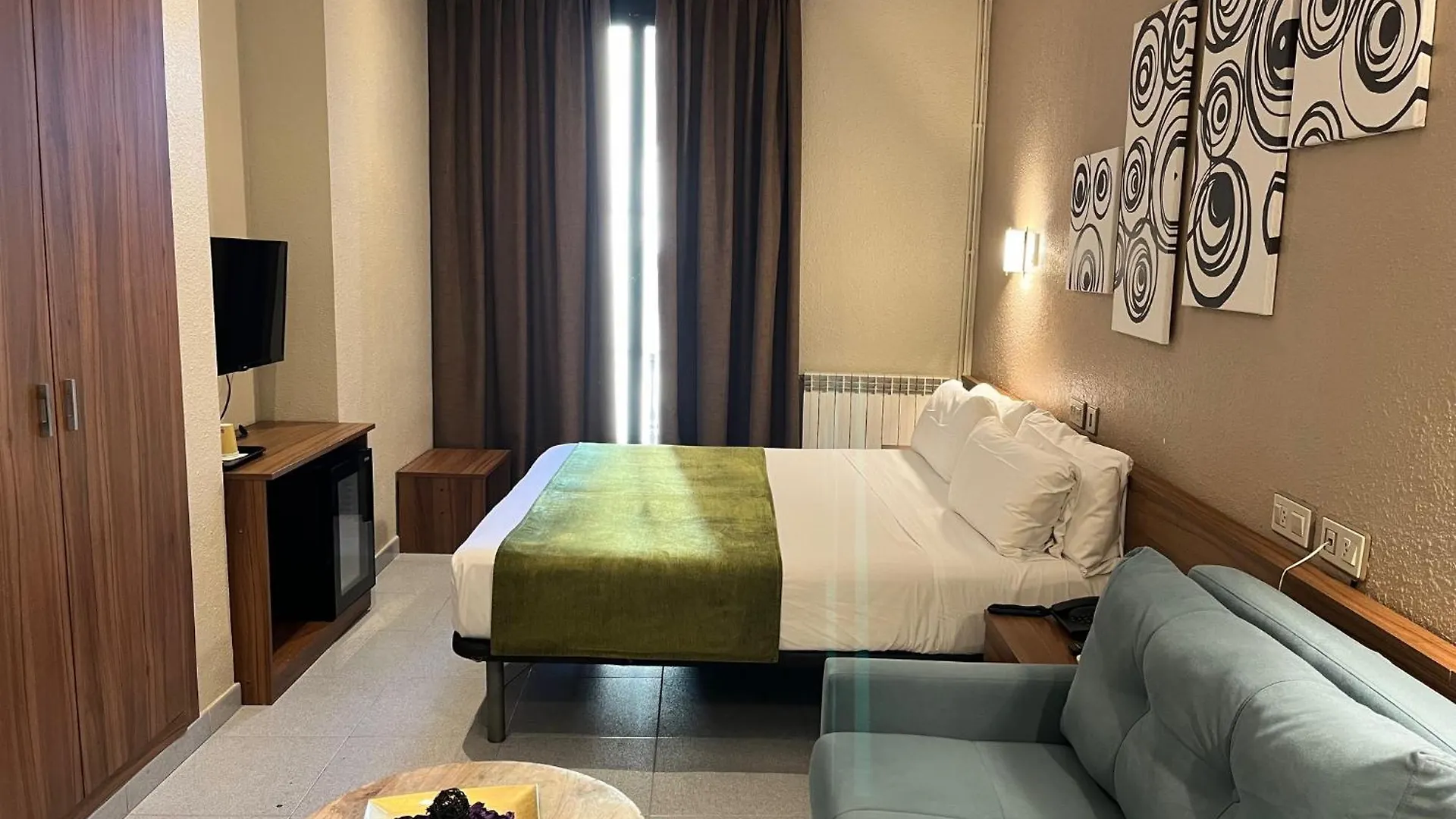 Guest house Pension Iznajar Barcelona